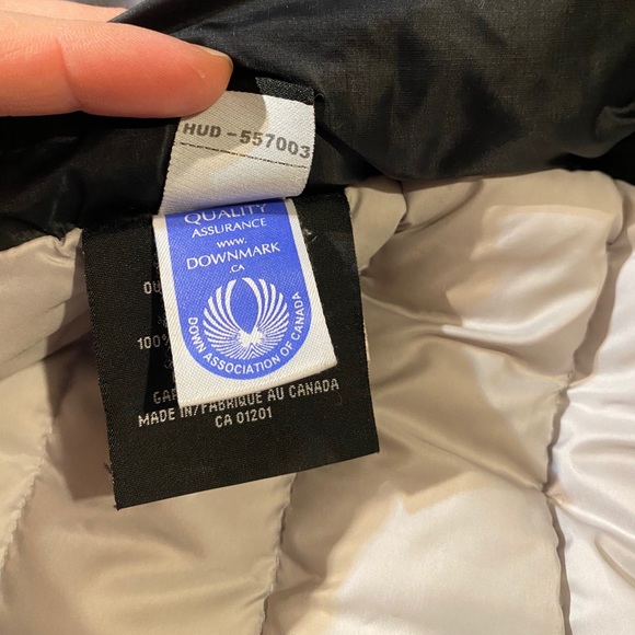 Canada Goose Camp Coat Size M - Picture 11 of 16